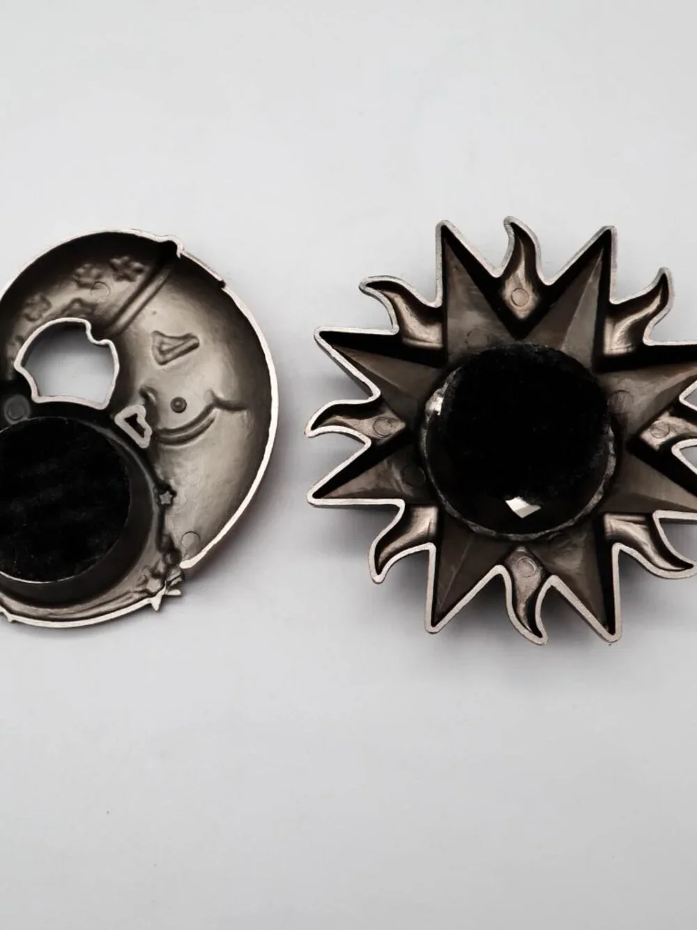 2 Cast Metal Celestial Tea Light Candle Holders Copper Tone Starburst Moon Stars